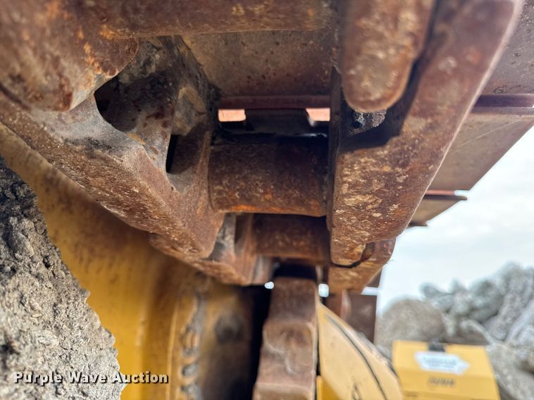 image for item EG6820 Caterpillar 955L track loader