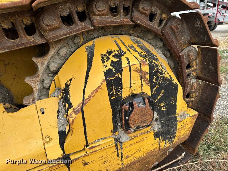 image for item EG6820 Caterpillar 955L track loader