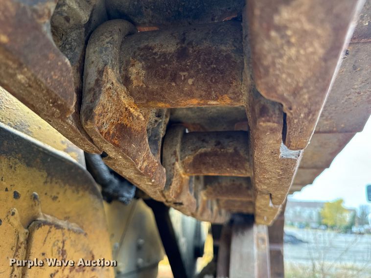 image for item EG6820 Caterpillar 955L track loader