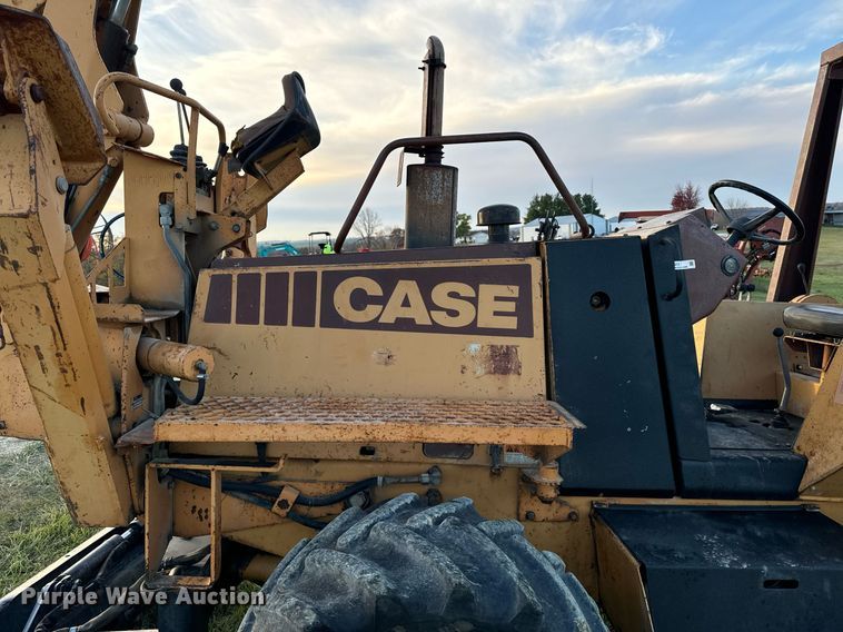 image for item EG6823 Case 760 rock saw
