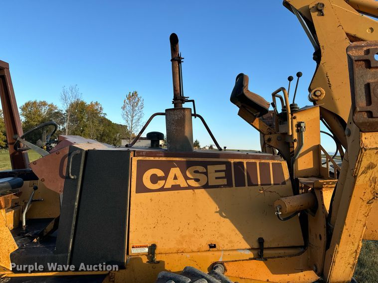 image for item EG6823 Case 760 rock saw