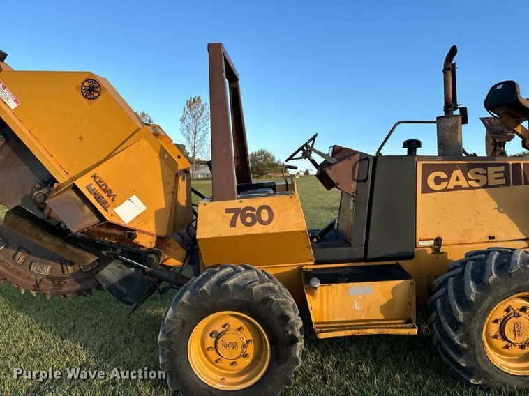 image for item EG6823 Case 760 rock saw