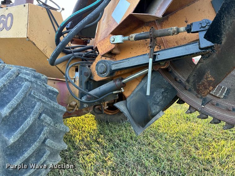 image for item EG6823 Case 760 rock saw