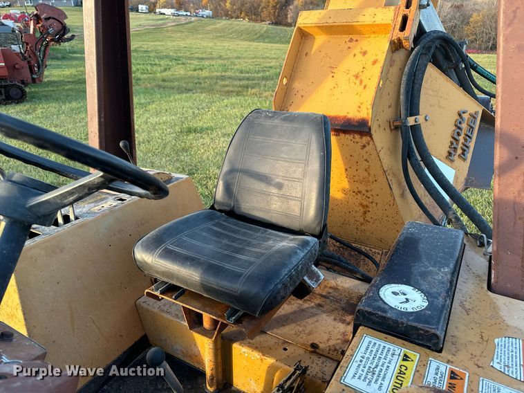 image for item EG6823 Case 760 rock saw