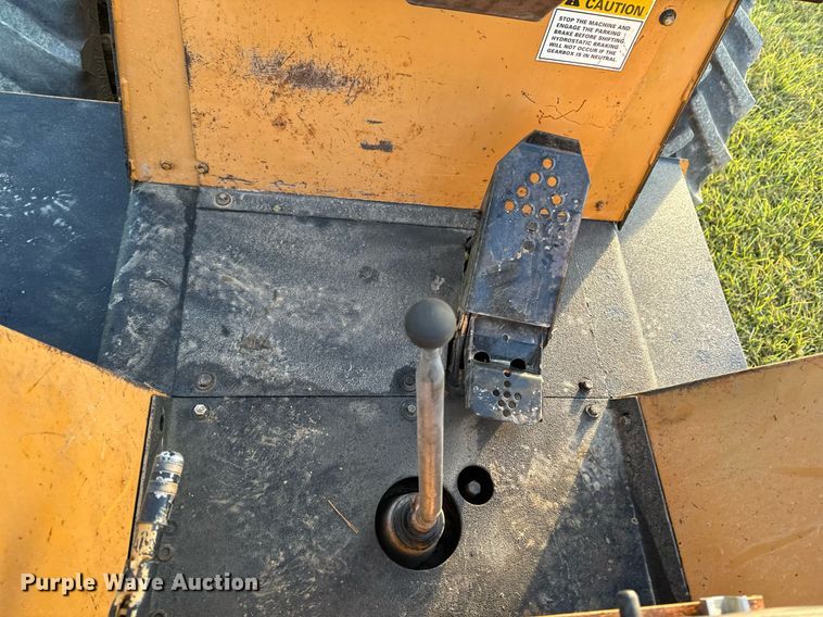 image for item EG6823 Case 760 rock saw