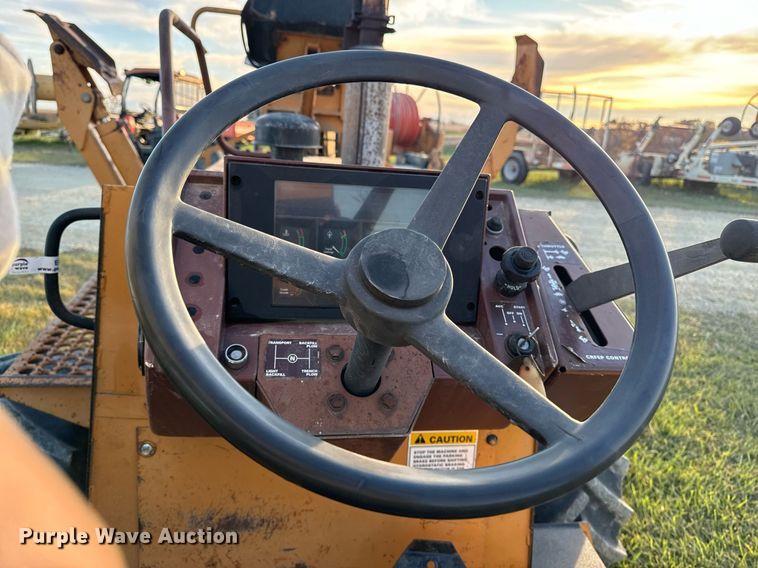 image for item EG6823 Case 760 rock saw