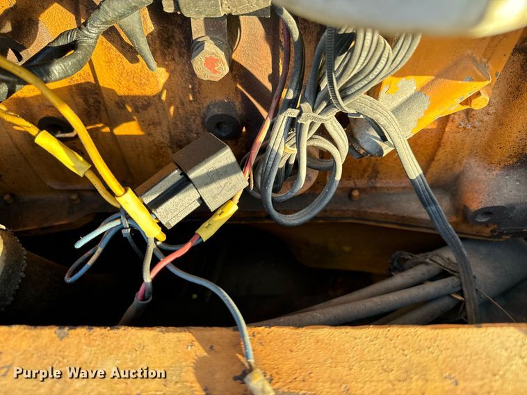 image for item EG6823 Case 760 rock saw