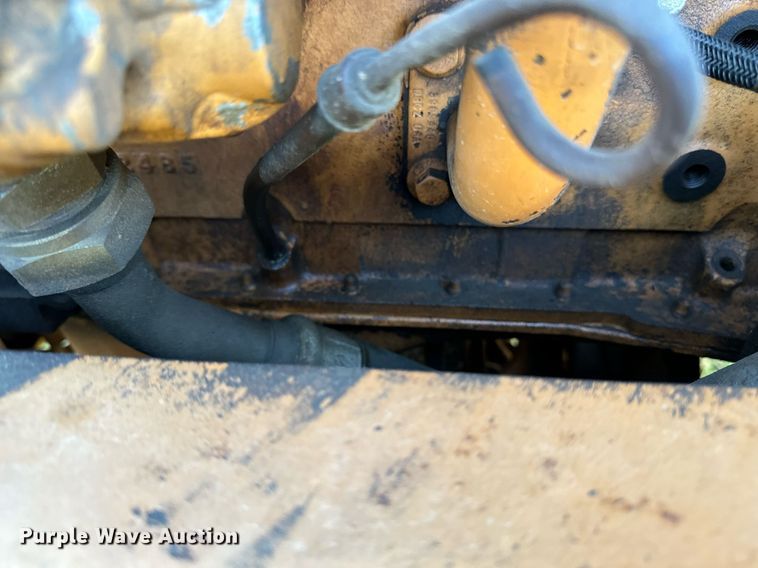 image for item EG6823 Case 760 rock saw