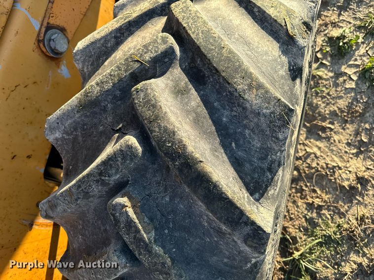 image for item EG6823 Case 760 rock saw