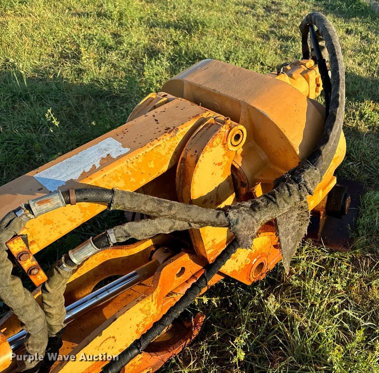 image for item EG6823 Case 760 rock saw