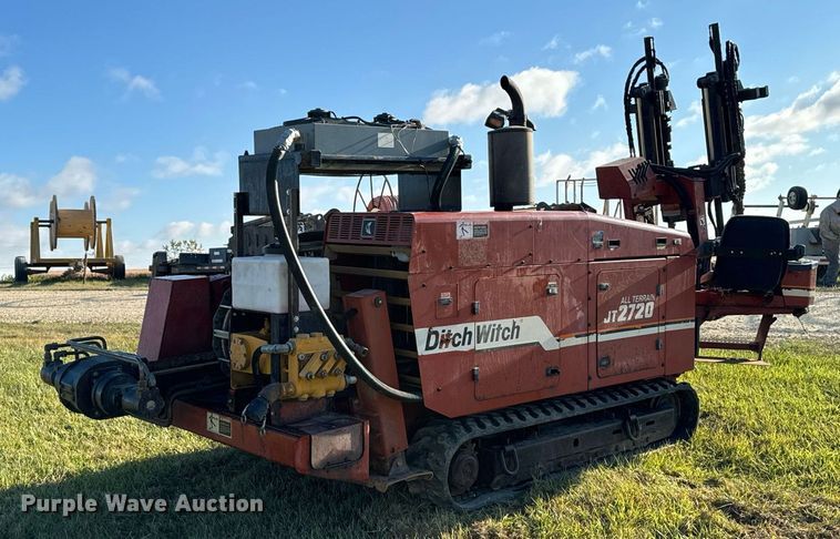 image for item EG6825 2000 Ditch Witch JT2720 All Terrain directional boring unit