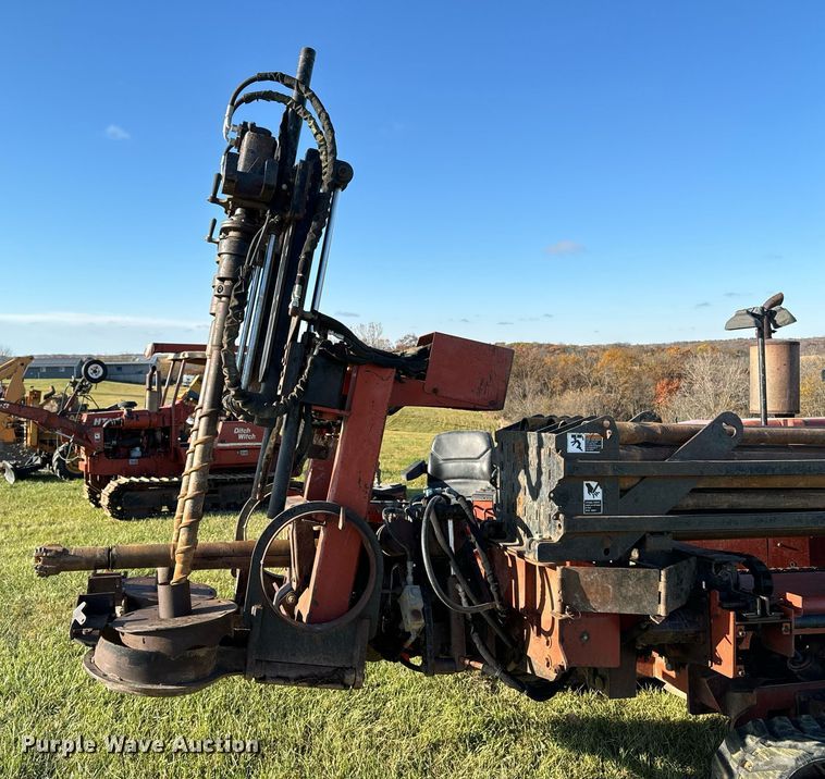 image for item EG6825 2000 Ditch Witch JT2720 All Terrain directional boring unit