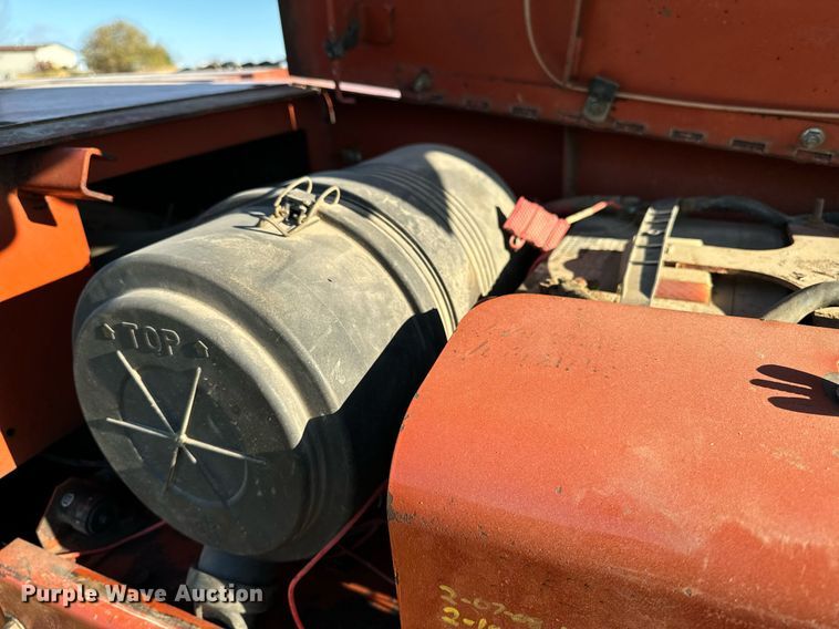 image for item EG6825 2000 Ditch Witch JT2720 All Terrain directional boring unit