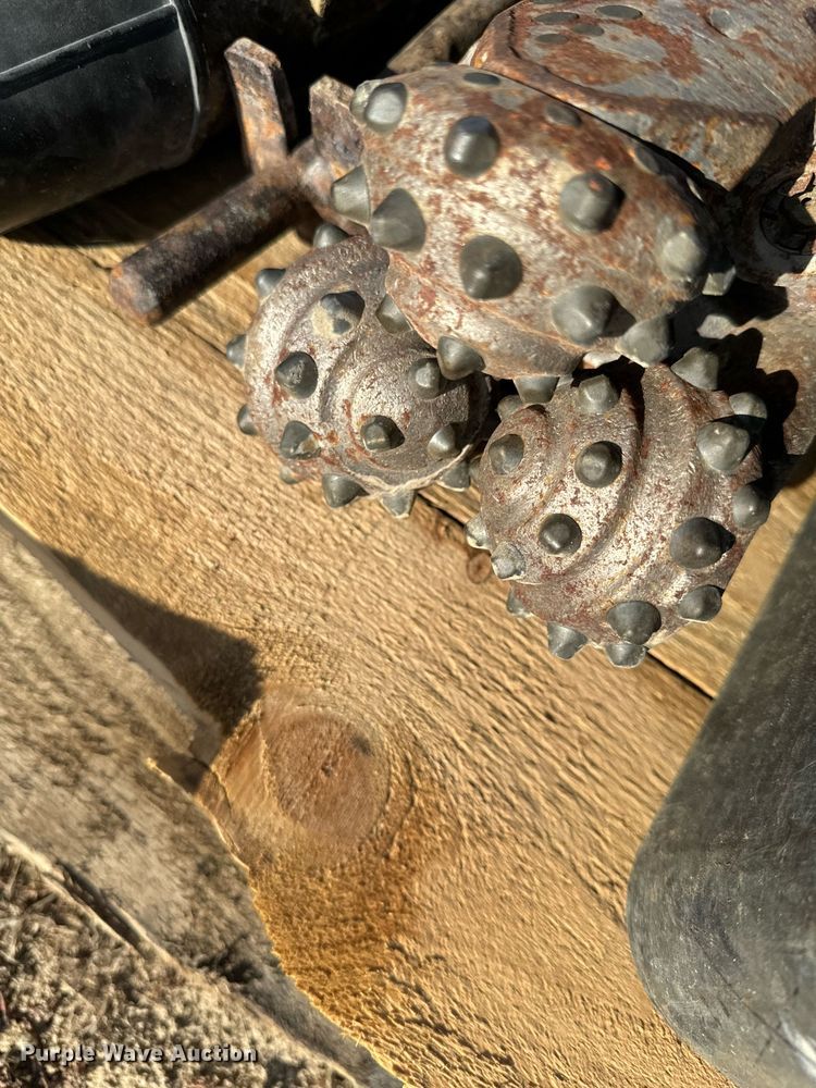 image for item EG6825 2000 Ditch Witch JT2720 All Terrain directional boring unit