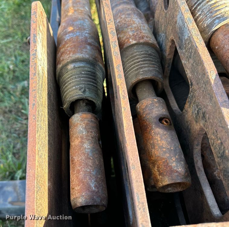 image for item EG6825 2000 Ditch Witch JT2720 All Terrain directional boring unit