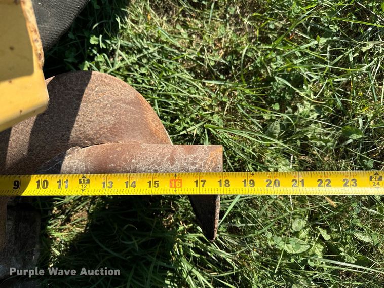 image for item EG6826 2001 Vermeer TR300 trencher