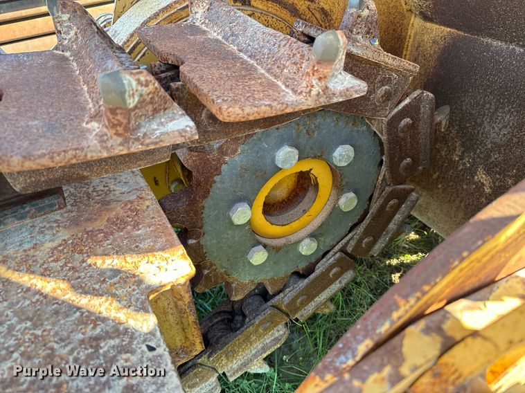 image for item EG6826 2001 Vermeer TR300 trencher