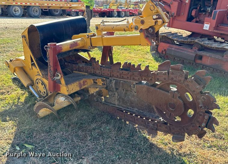 image for item EG6832 2008 Vermeer TR1250 trencher