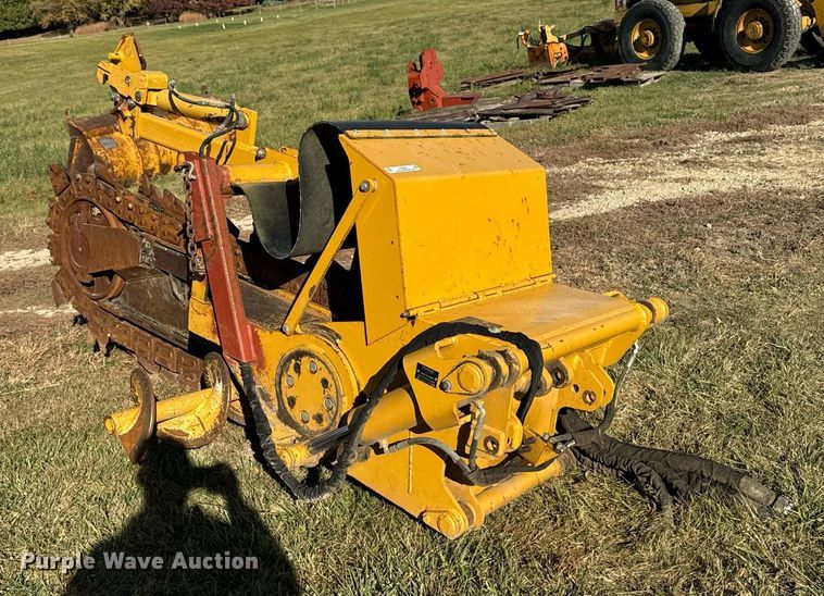 image for item EG6832 2008 Vermeer TR1250 trencher