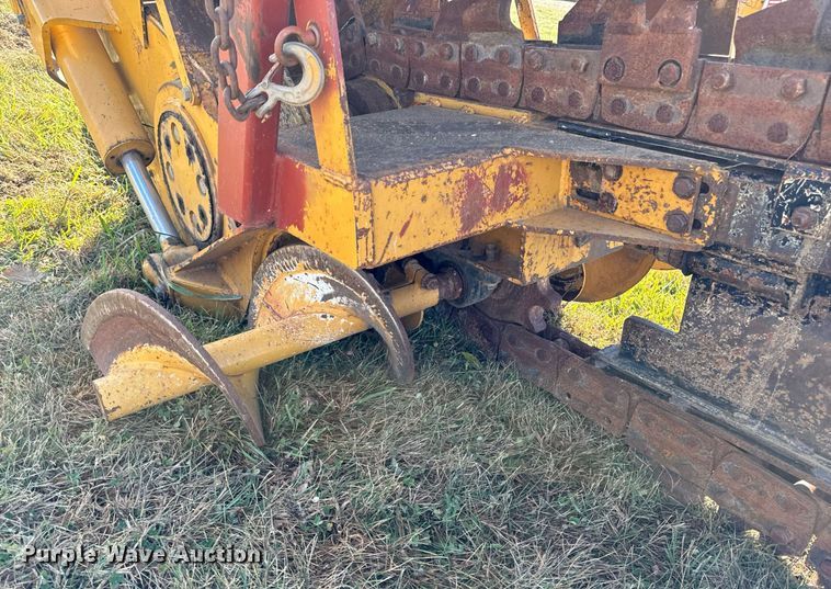 image for item EG6832 2008 Vermeer TR1250 trencher