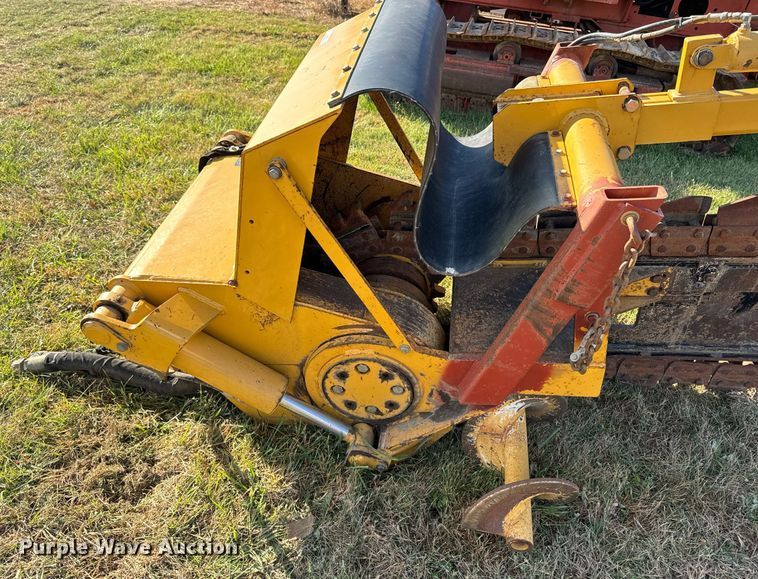 image for item EG6832 2008 Vermeer TR1250 trencher