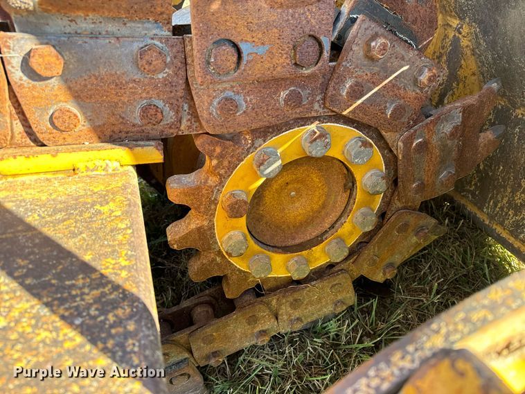 image for item EG6832 2008 Vermeer TR1250 trencher