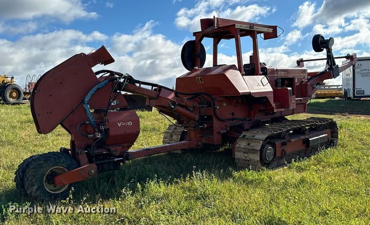 image for item EG6833 1993 Ditch Witch HT100JD cable plow