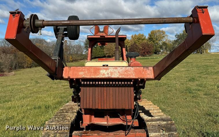 image for item EG6833 1993 Ditch Witch HT100JD cable plow