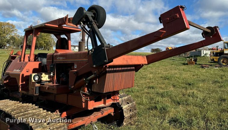 image for item EG6833 1993 Ditch Witch HT100JD cable plow