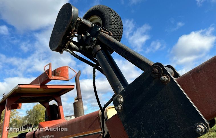 image for item EG6833 1993 Ditch Witch HT100JD cable plow