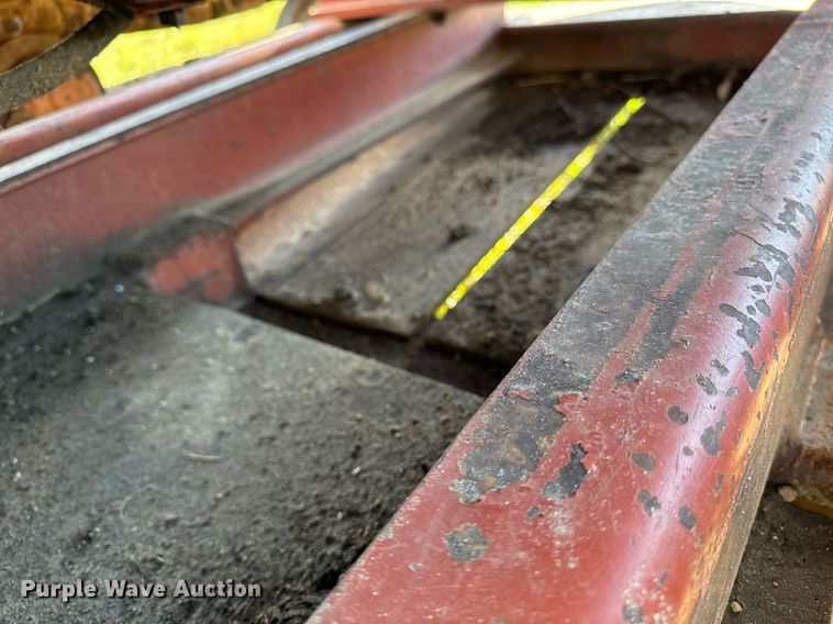 image for item EG6833 1993 Ditch Witch HT100JD cable plow