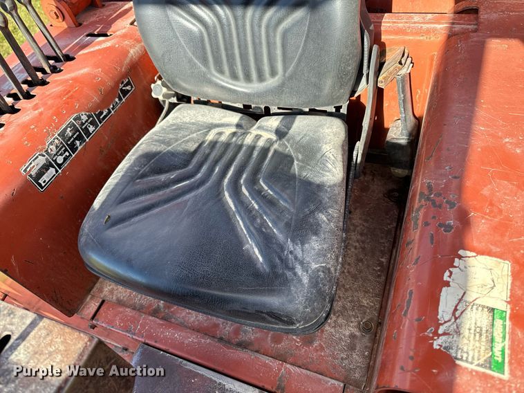 image for item EG6833 1993 Ditch Witch HT100JD cable plow