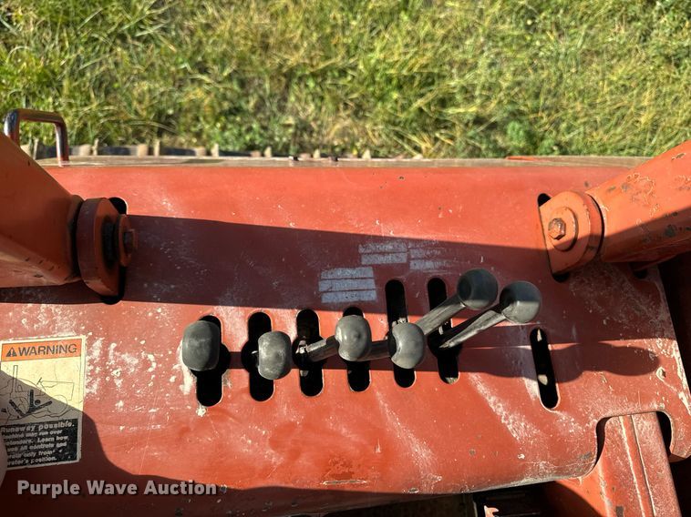 image for item EG6833 1993 Ditch Witch HT100JD cable plow