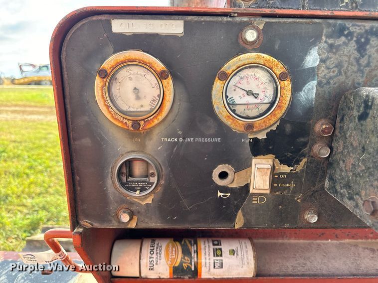 image for item EG6833 1993 Ditch Witch HT100JD cable plow