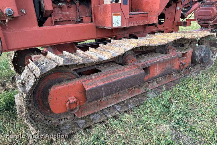 image for item EG6833 1993 Ditch Witch HT100JD cable plow