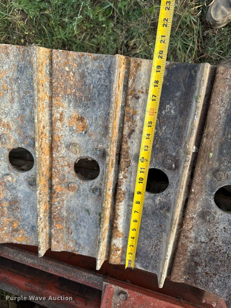 image for item EG6833 1993 Ditch Witch HT100JD cable plow