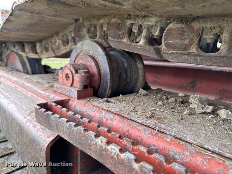 image for item EG6833 1993 Ditch Witch HT100JD cable plow