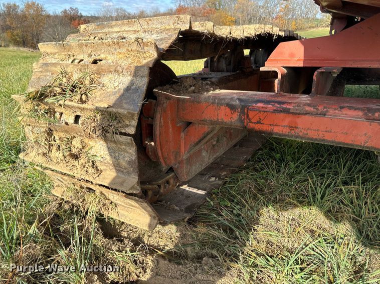 image for item EG6833 1993 Ditch Witch HT100JD cable plow