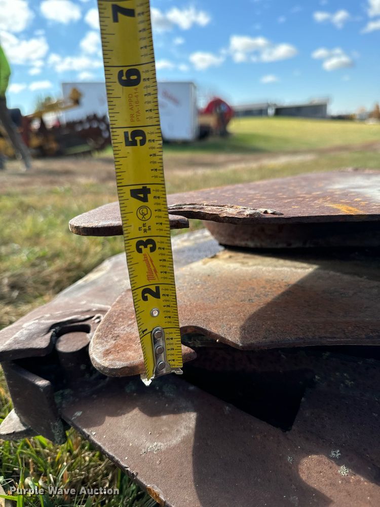 image for item EG6833 1993 Ditch Witch HT100JD cable plow