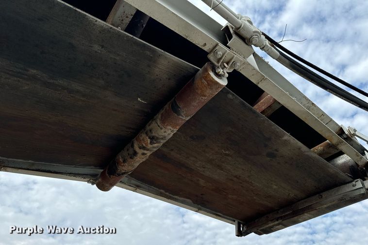 image for item EG6840 surge bin trailer