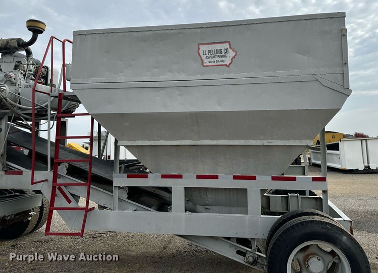 image for item EG6840 surge bin trailer