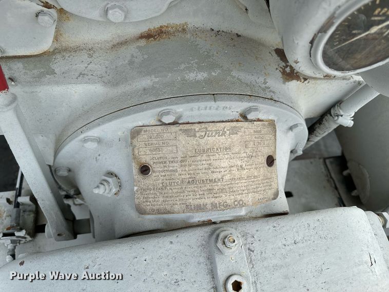 image for item EG6840 surge bin trailer