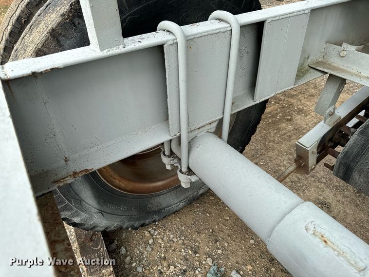 image for item EG6840 surge bin trailer