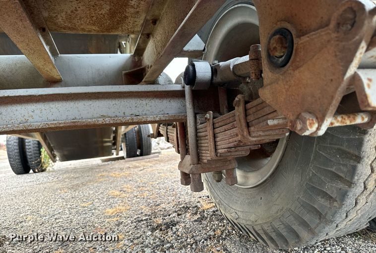 image for item EG6840 surge bin trailer