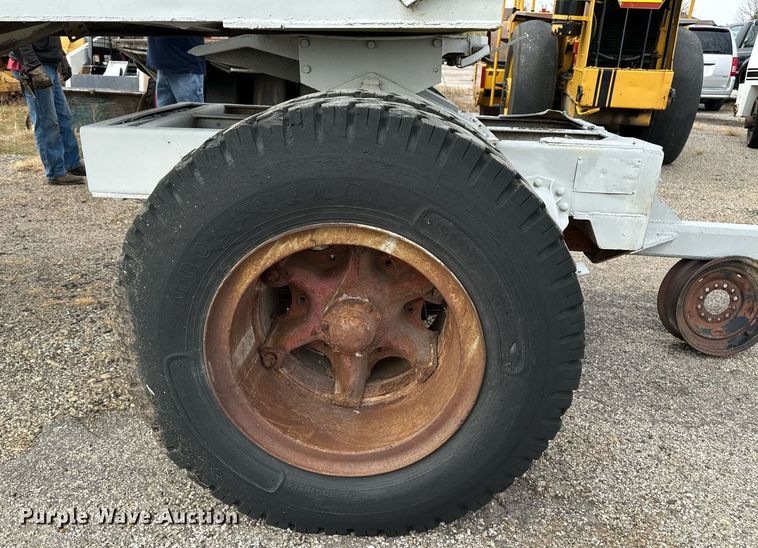 image for item EG6840 surge bin trailer