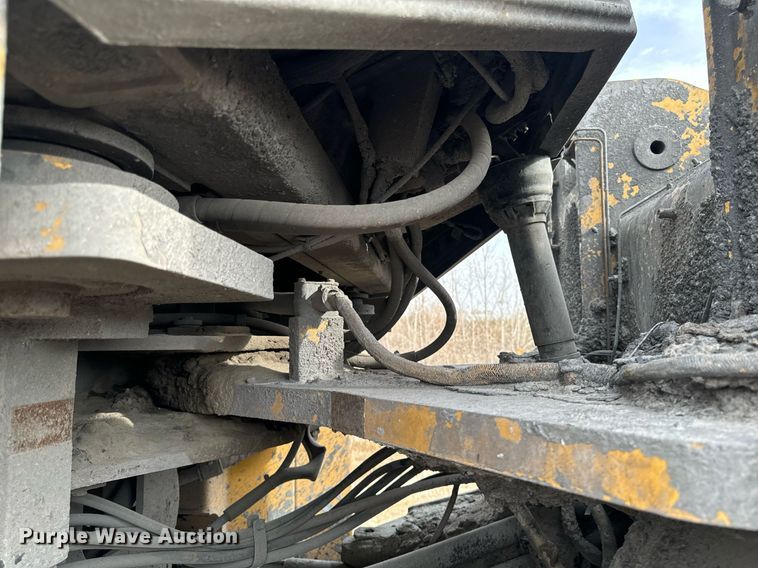 image for item EG6853 1997 Caterpillar 980G wheel loader