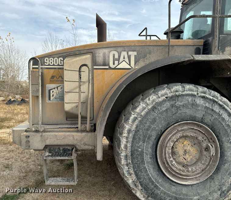 image for item EG6853 1997 Caterpillar 980G wheel loader