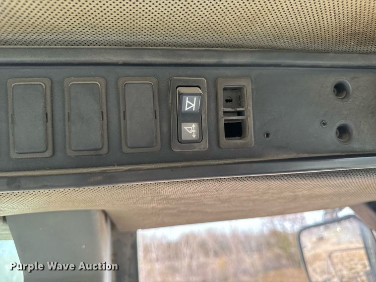 image for item EG6853 1997 Caterpillar 980G wheel loader