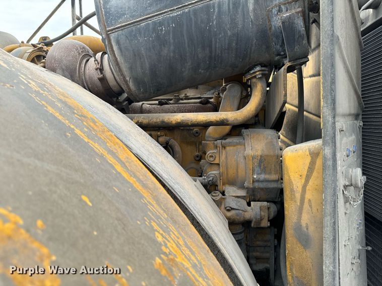 image for item EG6853 1997 Caterpillar 980G wheel loader