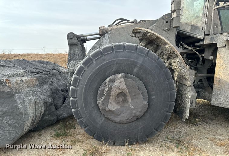 image for item EG6853 1997 Caterpillar 980G wheel loader